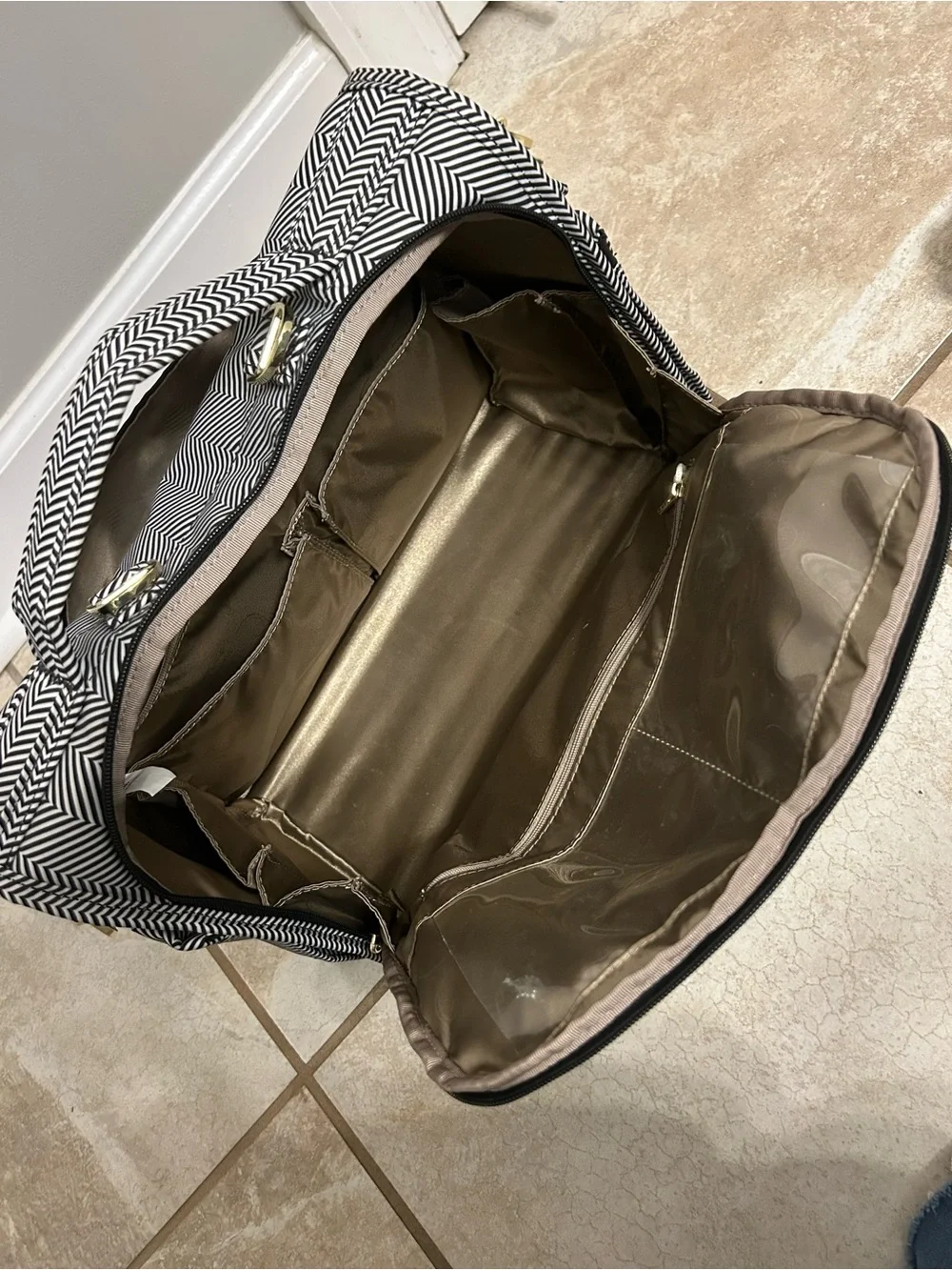 JuJuBe B.F.F. Convertible Diaper Bag Queen of the Nile Chevron Backpack Set